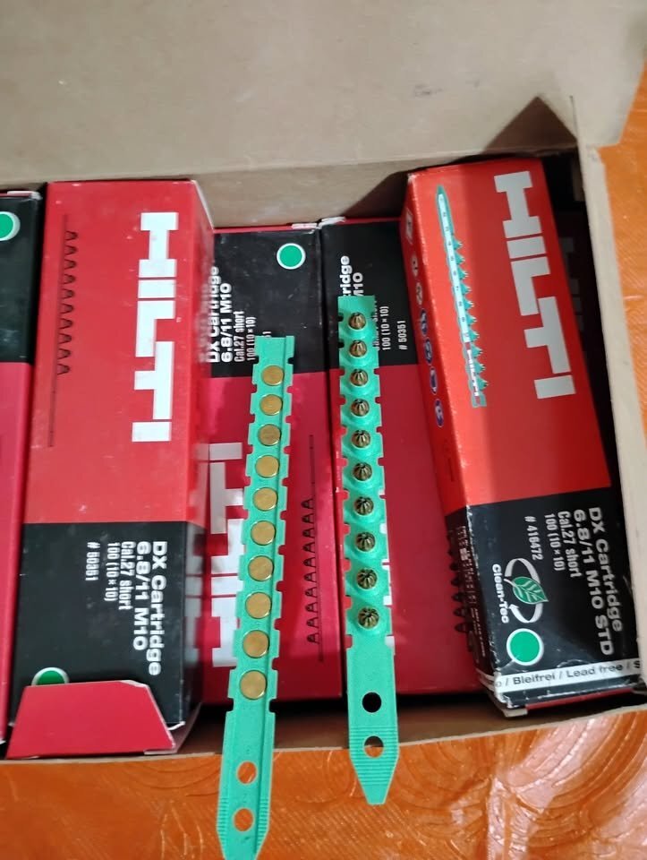 8 full boxes of Hilti .27 Short Green Loads (6.8/11 M10)