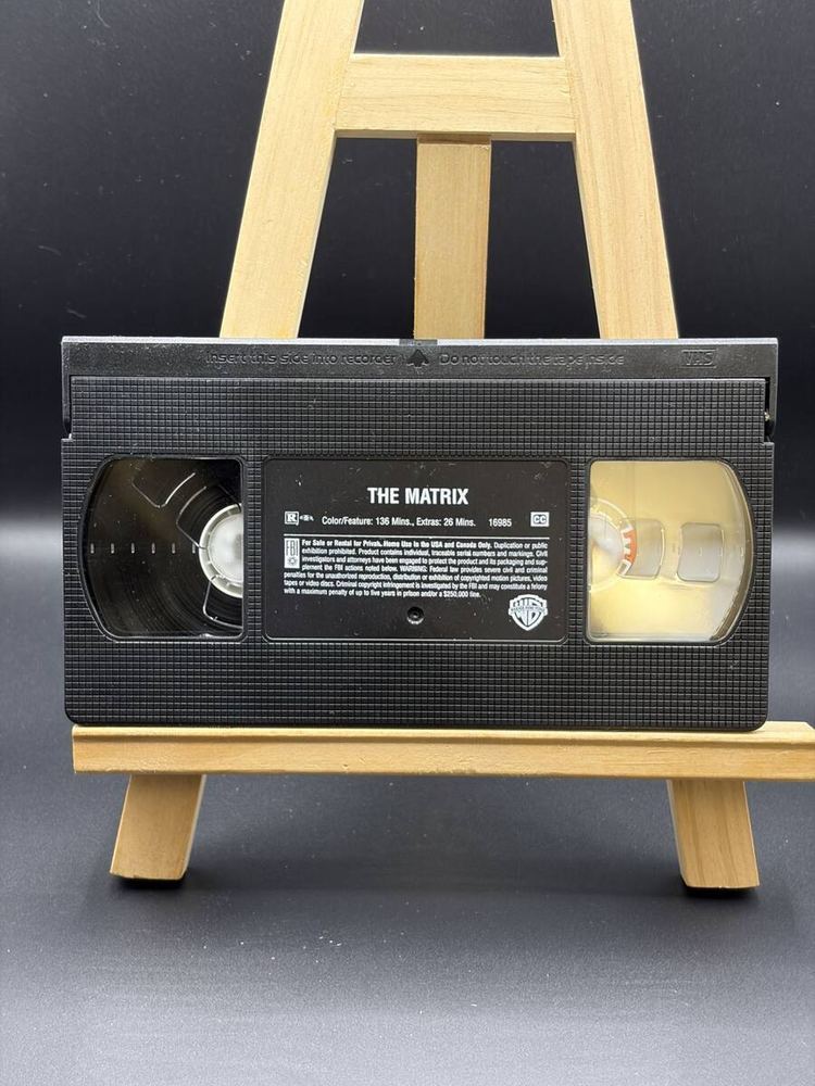 1999 The Matrix Collector's Edition VHS Keanu Reeves Warner Home Video Sci-Fi
