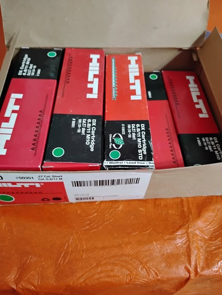 8 full boxes of Hilti .27 Short Green Loads (6.8/11 M10)