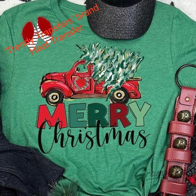 Merry Christmas Truck with Wreath On Door Screen Print Transfer