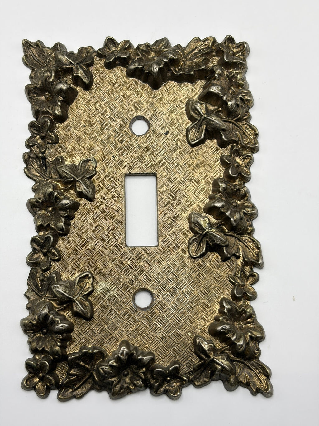 1967-68 American Tack 75D 75T Floral Outlet Switch Plates Brass Tone Lot 6