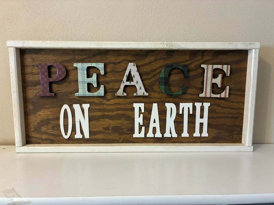 Handmade “Peace on Earth” Wood Sign – Rustic Holiday Decor – Farmhouse Style