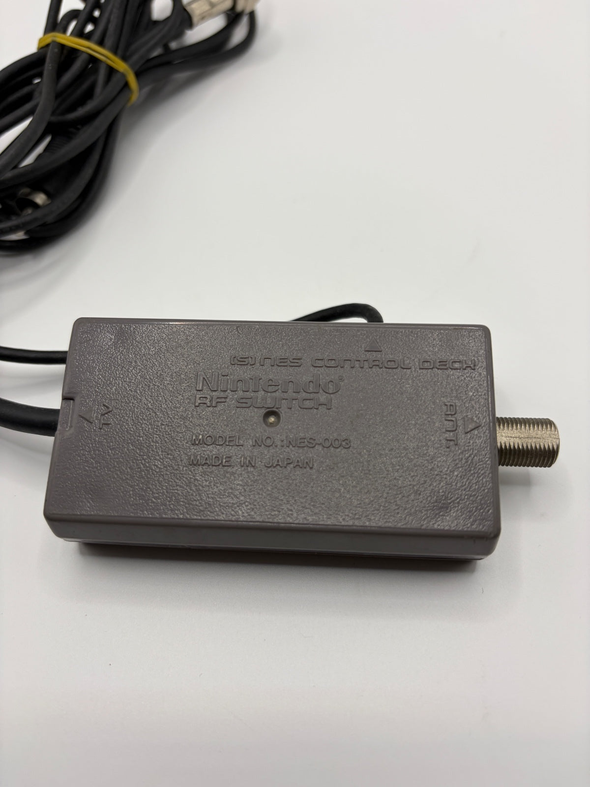 Vintage Nintendo NES RF Switch TV Adapter OEM Gray Coax Cable