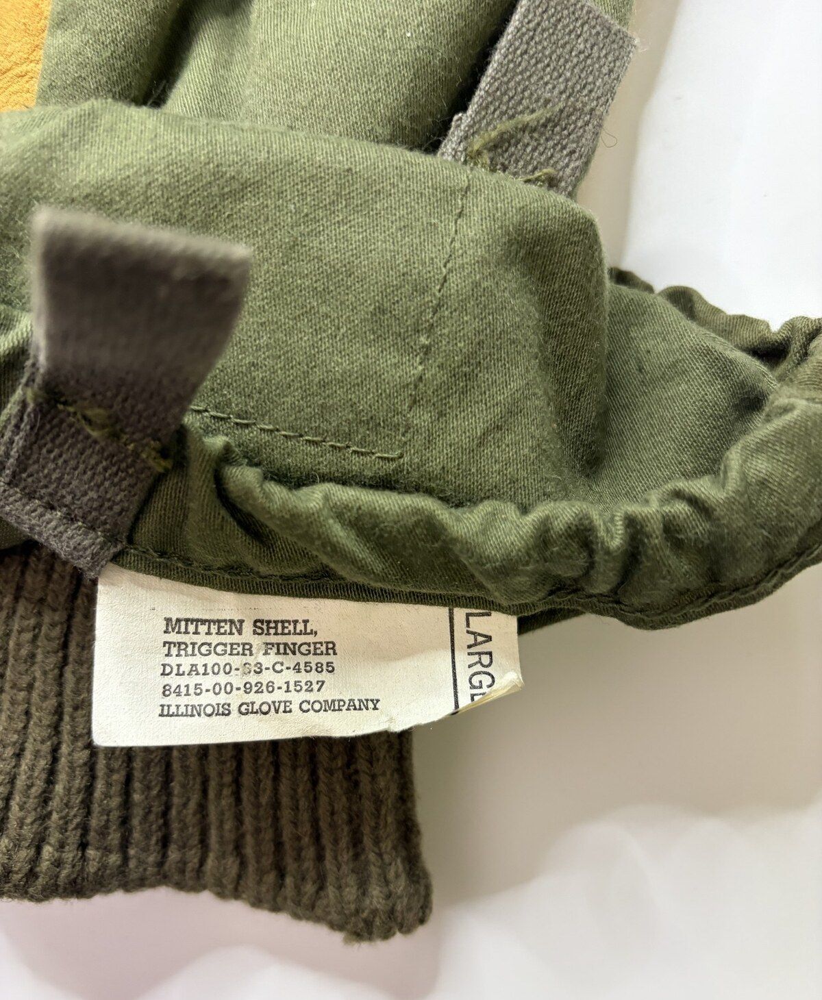 USGI M-1965 Trigger Finger Cold Weather Mitten Shells Liners Large 1983