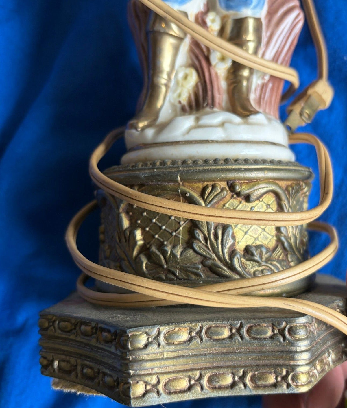 Vintage Porcelain Musician Horn Player Figural Table Lamp Ornate Brass Base