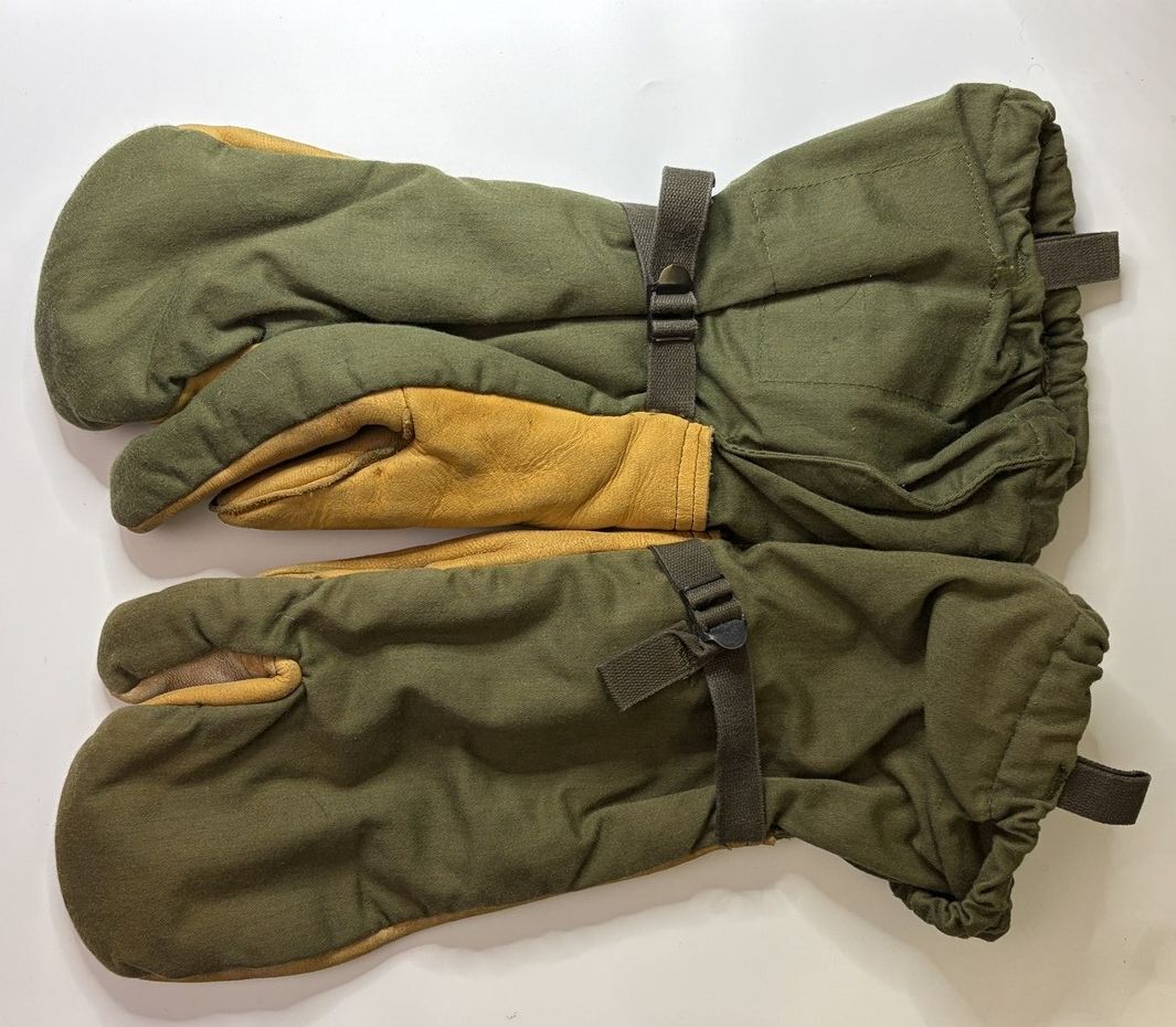 USGI M-1965 Trigger Finger Cold Weather Mitten Shells Liners Large 1983