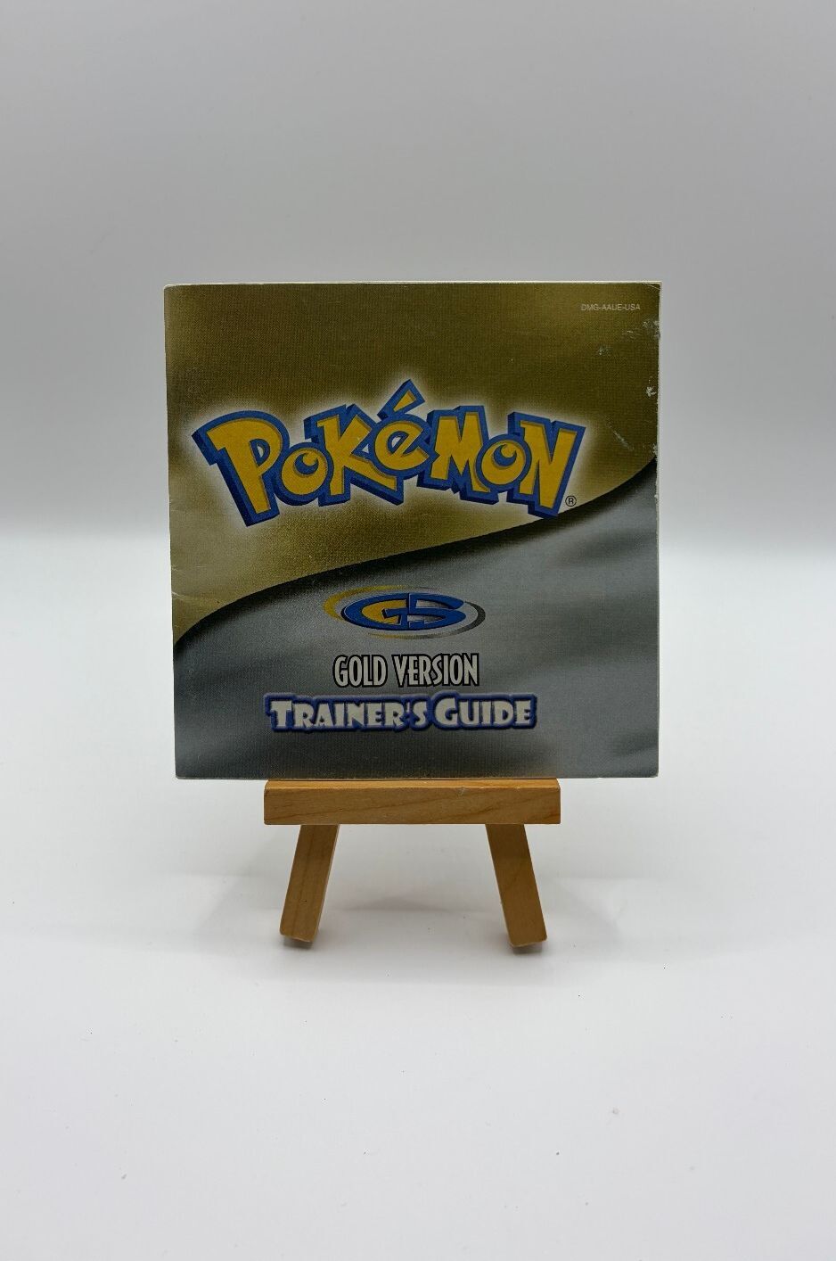 Pokemon Gold Version Trainer's Guide Manual Nintendo Game Boy Color 2000